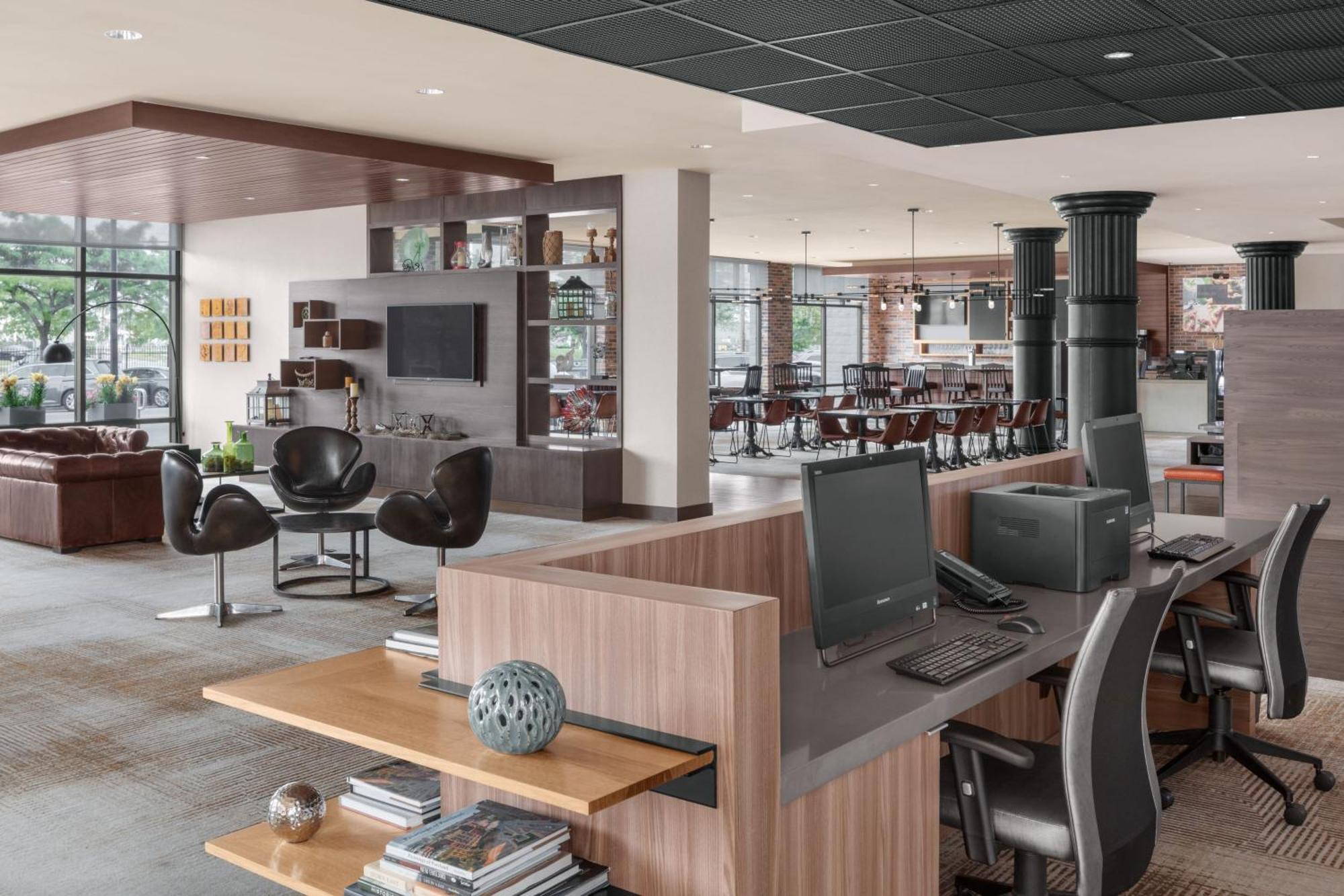 Courtyard By Marriott Portland Downtown/Waterfront Hotel Buitenkant foto